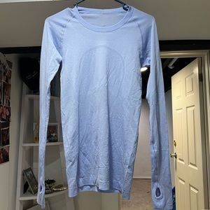 Long Sleeve Lululemon Swifty Tech Periwinkle Shirt - Size 6